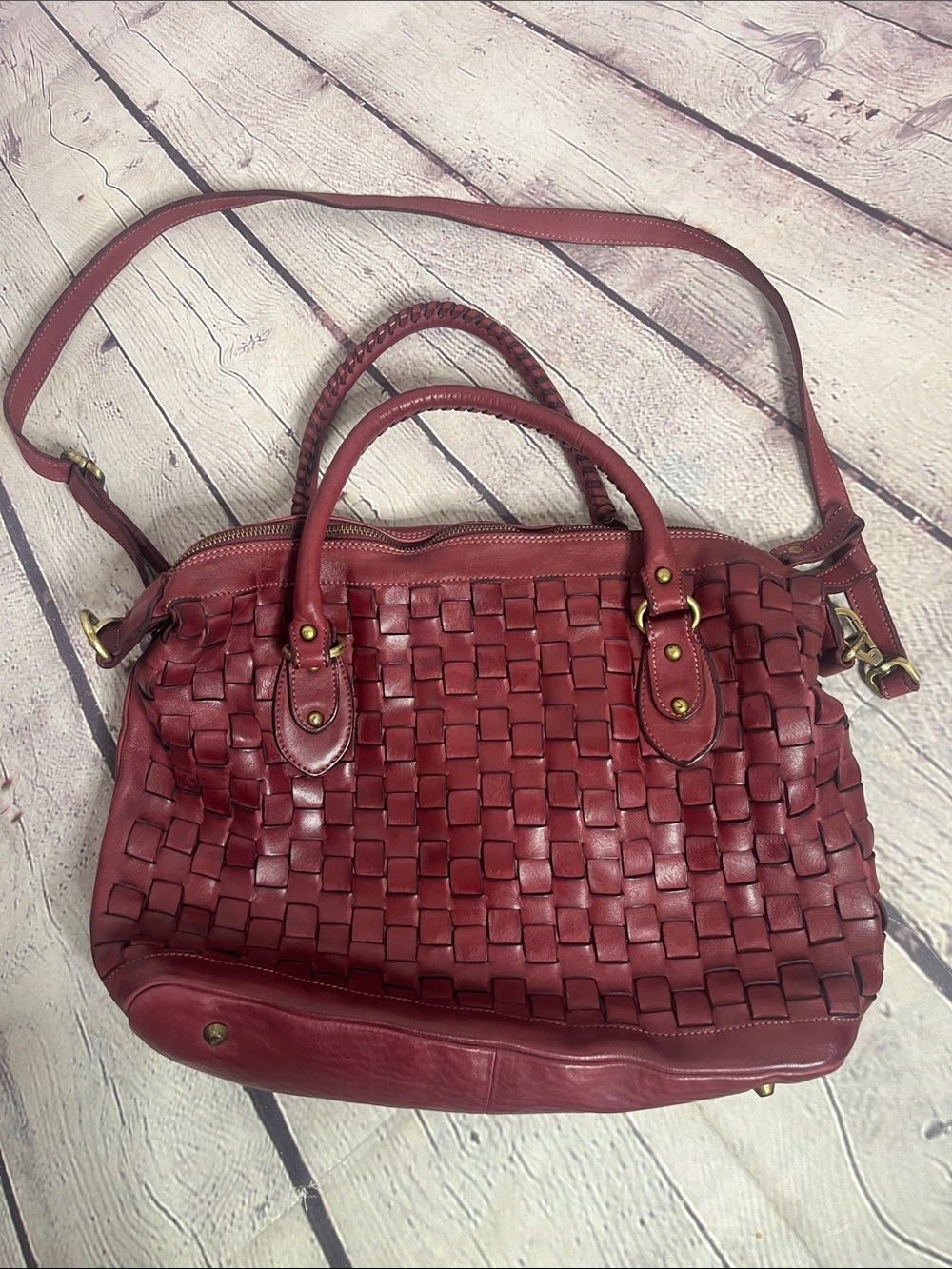 Sundance Woven Nantucket leather bag in Burgundy Red